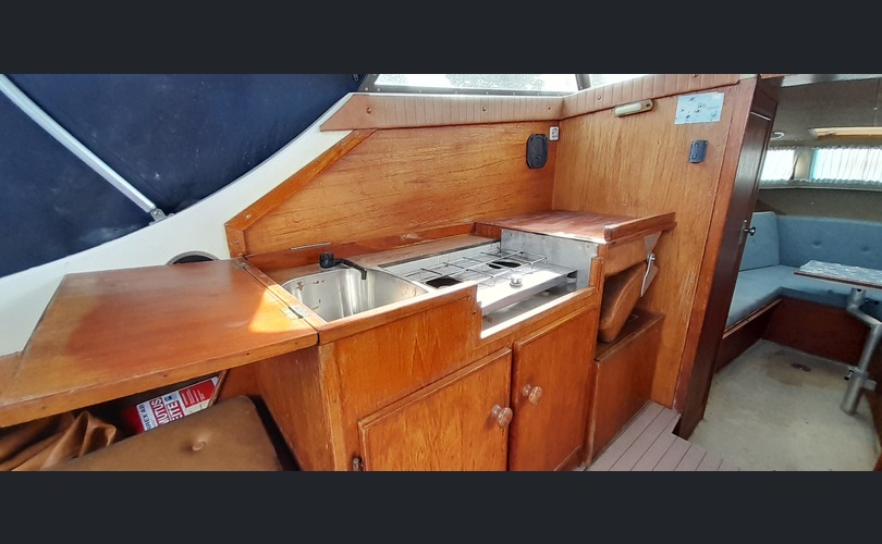 Hanto 24 Kabiinivene-kuva-3